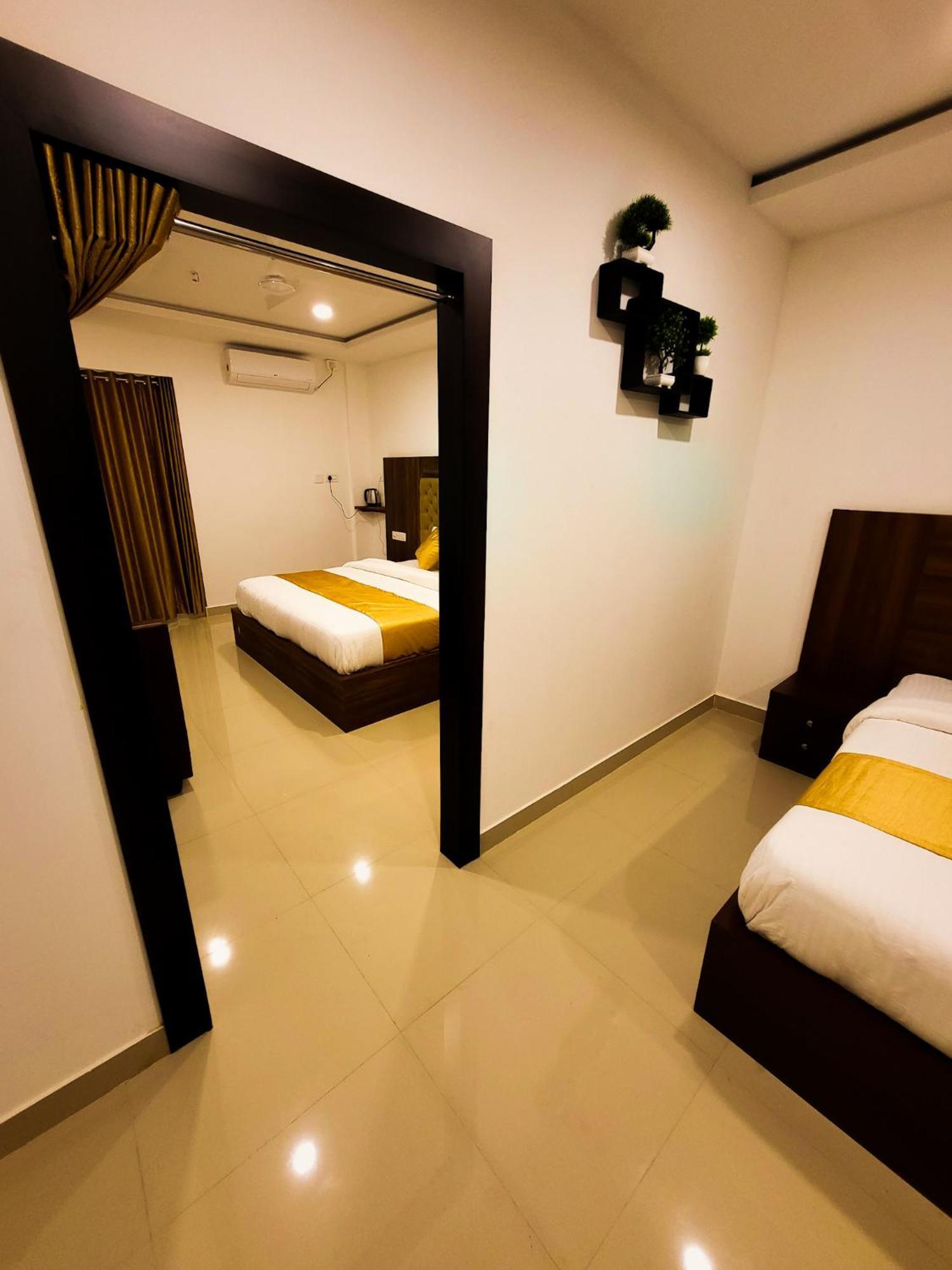 Thejaswini Residency Cheruvathur Nīleshwar Kültér fotó