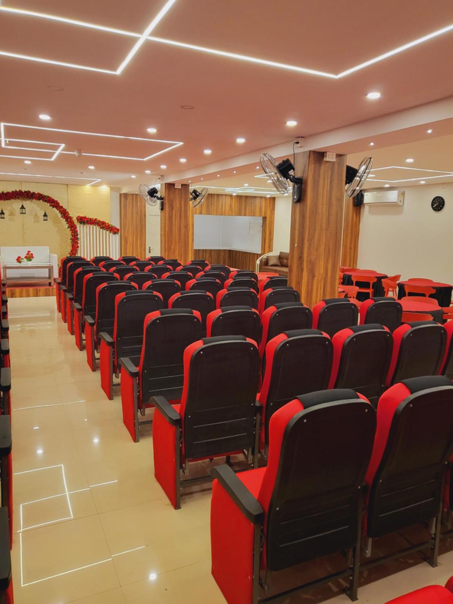 Thejaswini Residency Cheruvathur Nīleshwar Kültér fotó